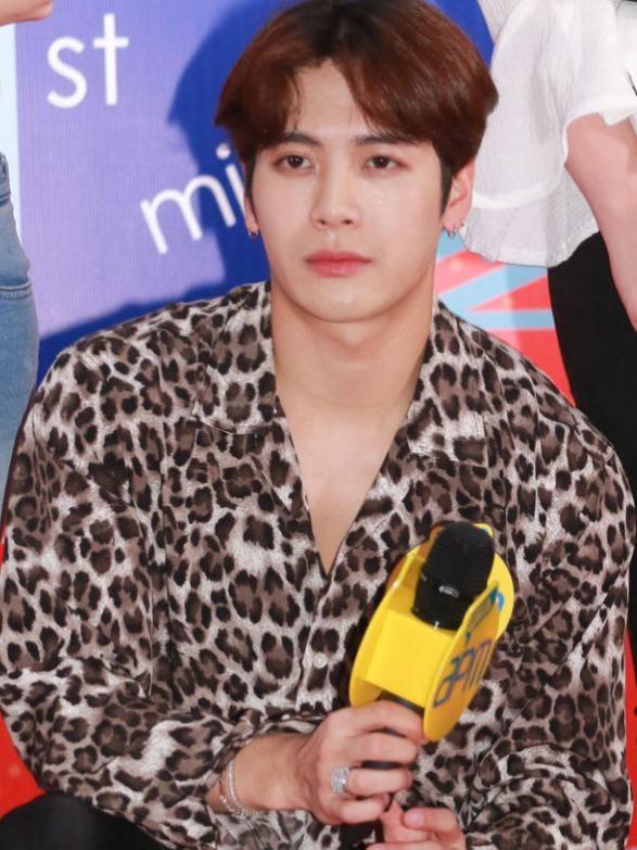 “星空·综合体育”国家林业局昆明勘察设计院参加第四届云南省“勘察设计杯”行业羽毛球比赛(图3) 星空综合