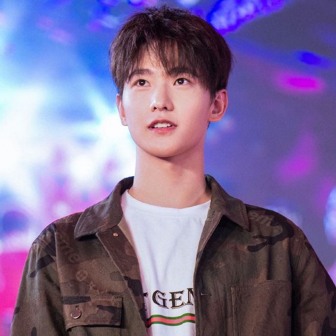 星空·综合体育